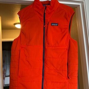 NWOT Men’s Patagonia Vibrant Orange Vest